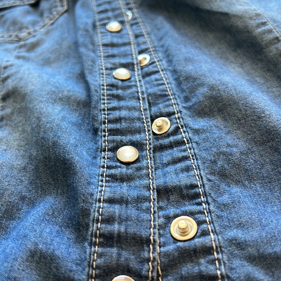 Soft Denim Button Top - Picture 3 of 6